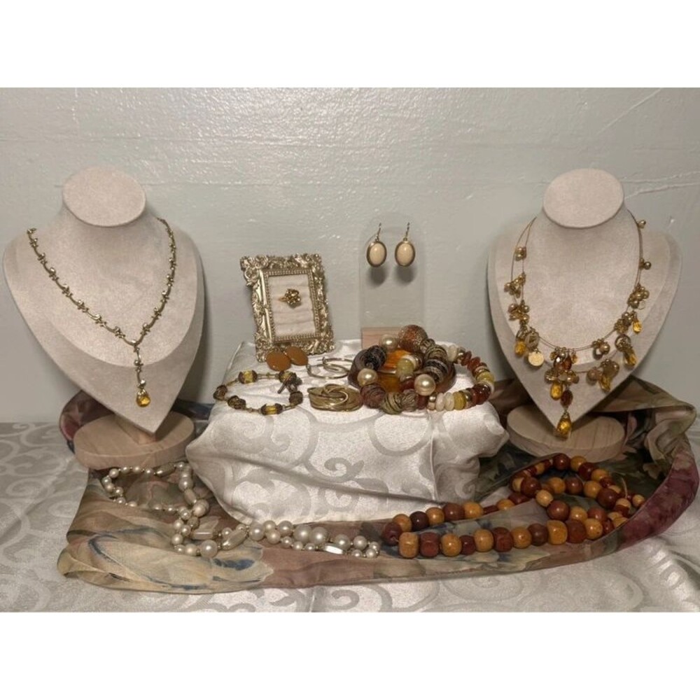 Hello fall! 13 piece Curated Collection